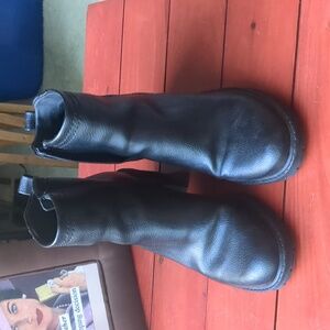 Zodiac Greyson Black Faux Leather Ankle Zip Boots